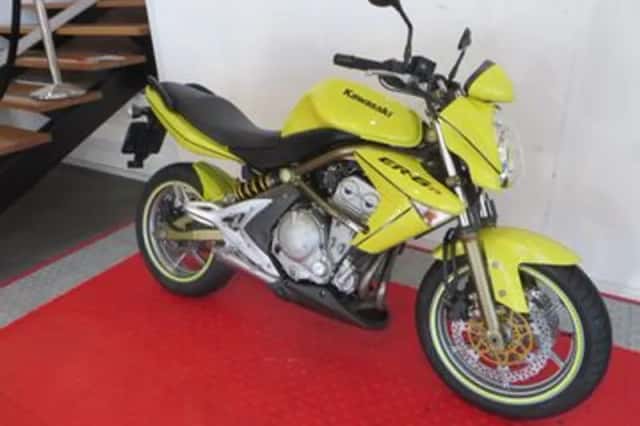 Kawasaki Er-6n (2006) thumbnail 2