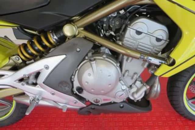 Kawasaki Er-6n (2006) thumbnail 4