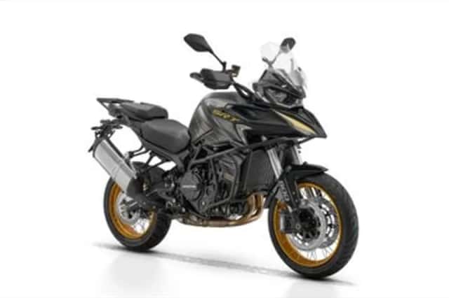 QJ Motor SRT 900 SX Touring (2026) thumbnail 2
