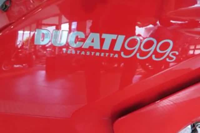 Ducati 999 S (2003) thumbnail 3