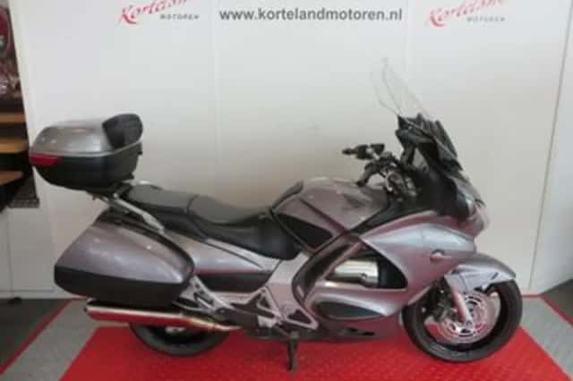 Honda ST 1300 PAN European (2003) thumbnail 1