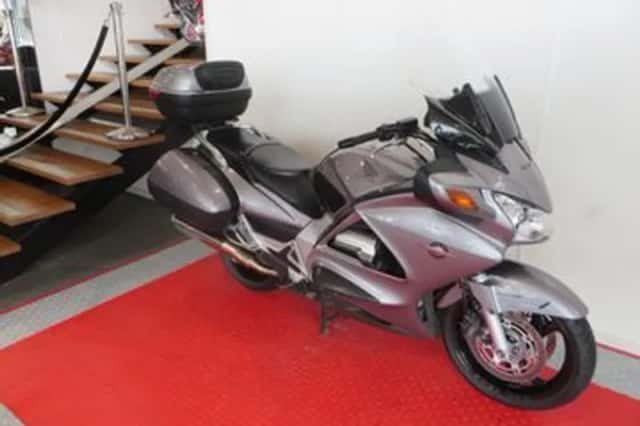 Honda ST 1300 PAN European (2003) thumbnail 2