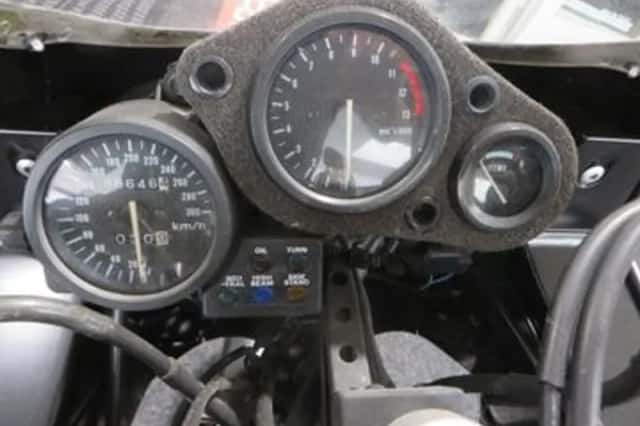 Honda CBR 900 RR Fireblade (1992) thumbnail 4