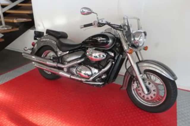 Suzuki Intruder C 800 (2005) thumbnail 2