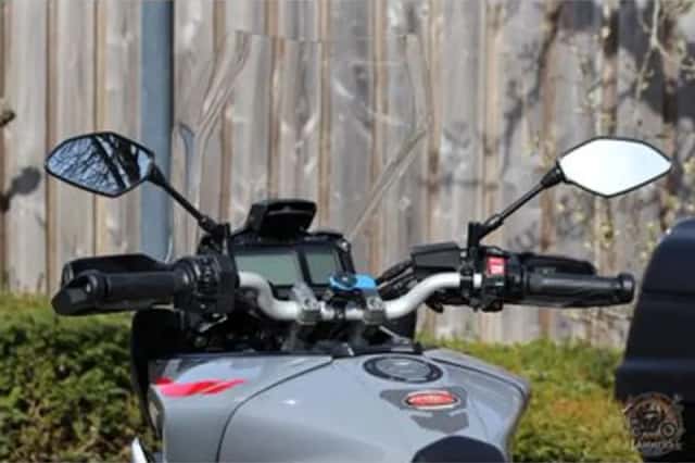 Yamaha Tracer 900 (2019) thumbnail 4