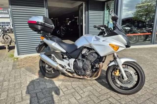 Honda CBF600 (2005) thumbnail 1