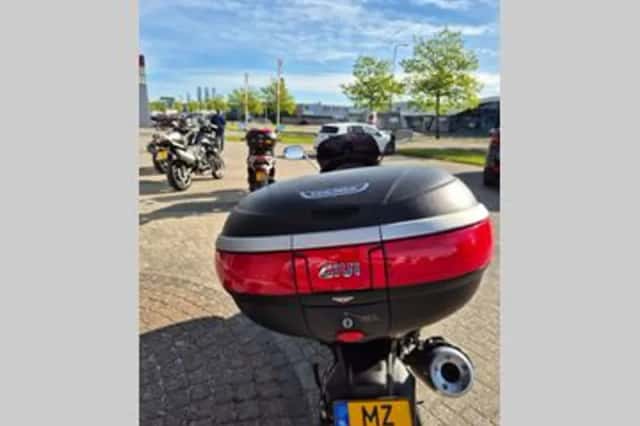 Yamaha T MAX (2011) thumbnail 5