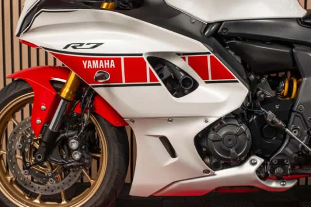 Yamaha R7 (2022) thumbnail 5