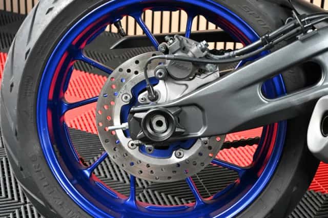 Yamaha R7 (2022) thumbnail 5
