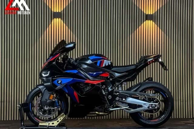 BMW M 1000 RR (2026) thumbnail 5