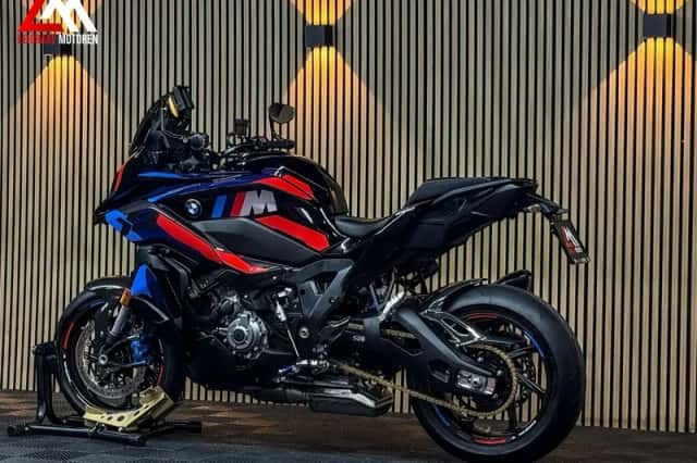 BMW M 1000 XR (2025) thumbnail 5
