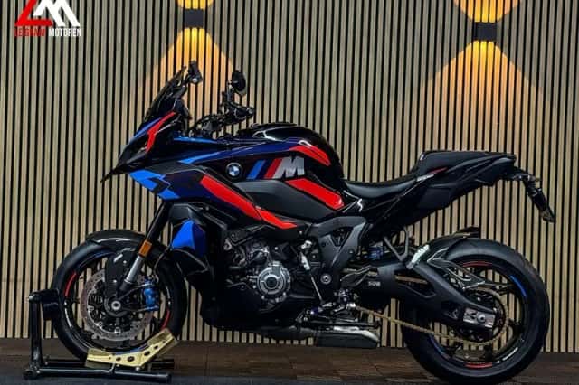 BMW M 1000 XR (2025) thumbnail 6