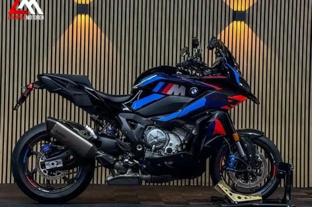 BMW M 1000 XR (2025) thumbnail 6