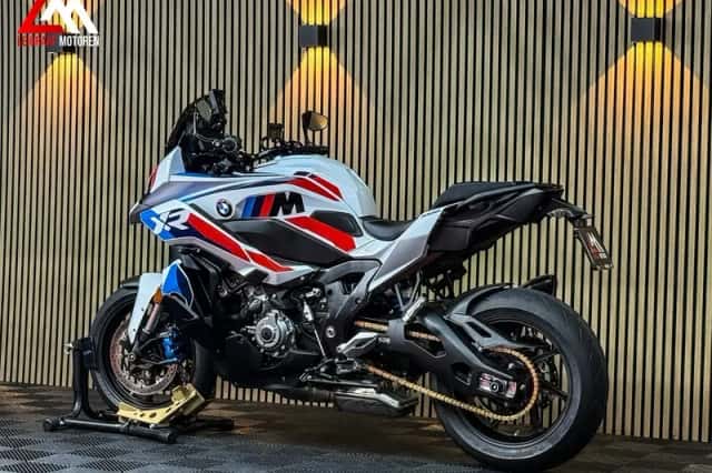 BMW M 1000 XR (2025) thumbnail 6