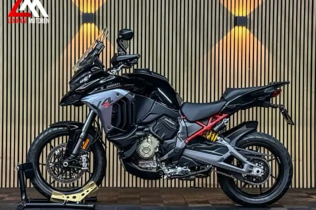 Ducati Multistrada V4S (2025) thumbnail 5