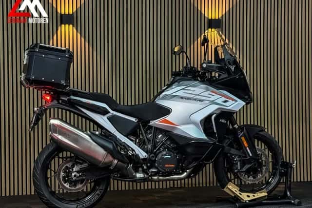 KTM 1290 Super Adventure S (2023) thumbnail 3