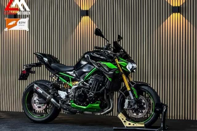 Kawasaki Z900 SE Performance (2024) thumbnail 1