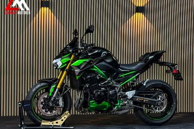 Kawasaki Z900 SE Performance (2024) thumbnail 6