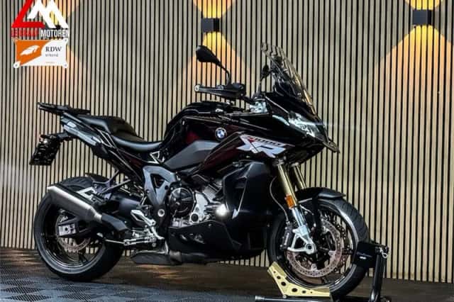 BMW S 1000 XR (2025) thumbnail 1