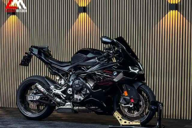 BMW S 1000 RR (2025) thumbnail 2