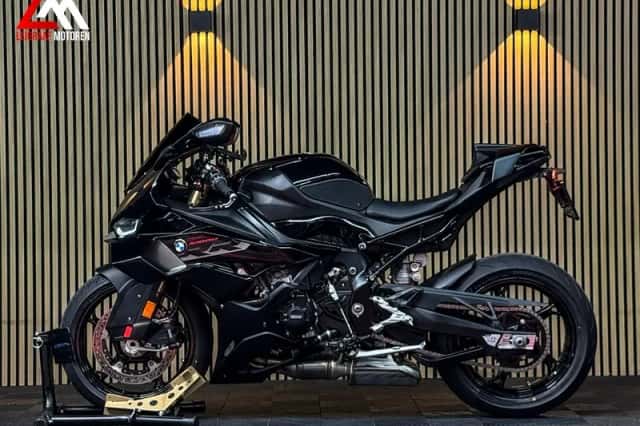 BMW S 1000 RR (2025) thumbnail 6