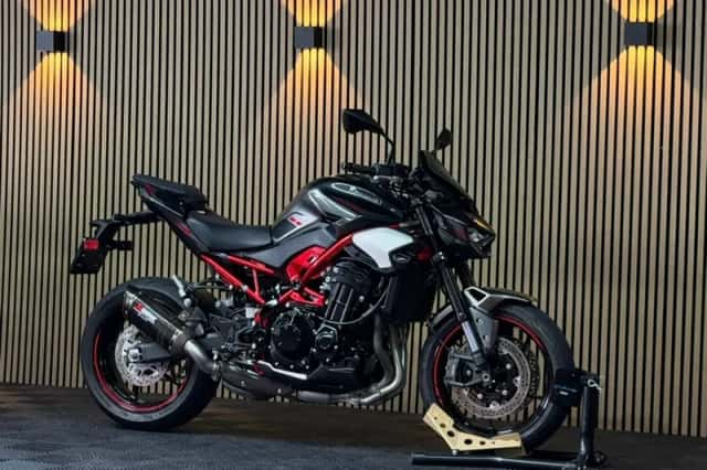 Kawasaki Z900 (2025) thumbnail 1