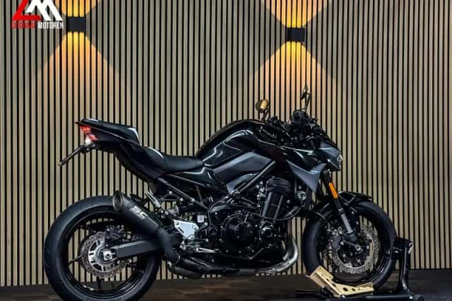 Kawasaki Z900 (2024) thumbnail 3