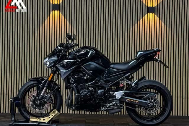 Kawasaki Z900 (2024) thumbnail 5