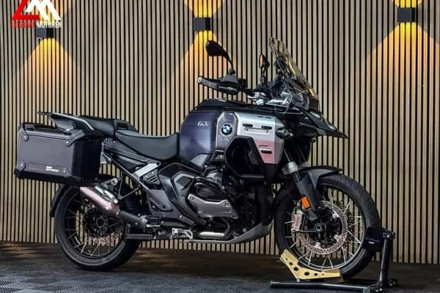 BMW R 1300 GS (0) thumbnail 1
