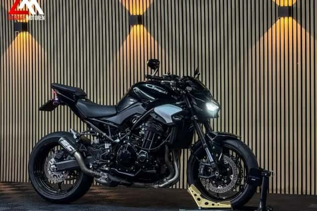 Kawasaki Z900 (2025) thumbnail 2