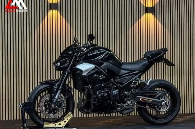 Kawasaki Z900 (2025) thumbnail 5