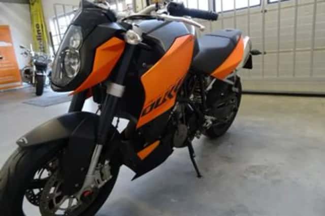 KTM Super Duke 990 (2008) thumbnail 3
