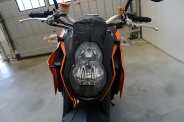 KTM Super Duke 990 (2008) thumbnail 4