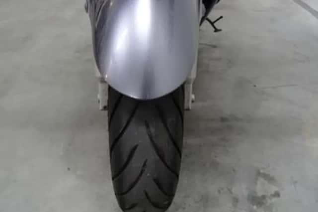 Yamaha FJR1300 (2003) thumbnail 4