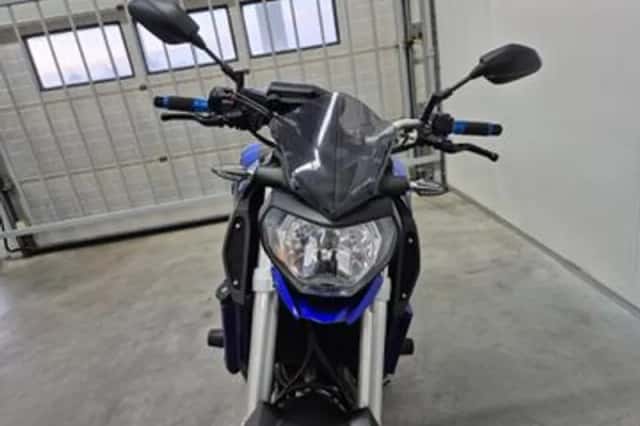 Yamaha MT-09 (2013) thumbnail 4