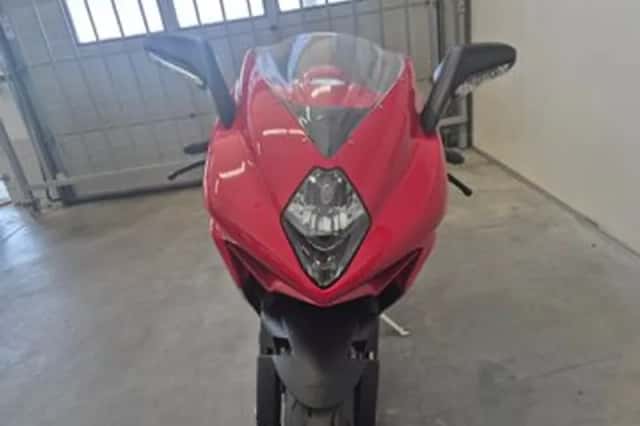 MV Agusta F3 675 (2012) thumbnail 4