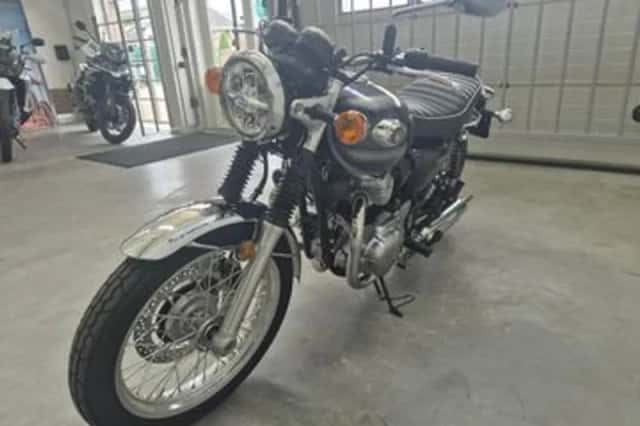 Kawasaki W800 (2023) thumbnail 3