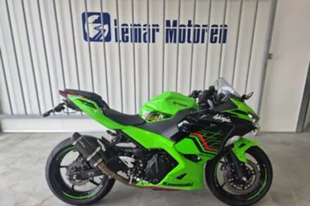 Kawasaki Ninja 400 (2023) thumbnail 1