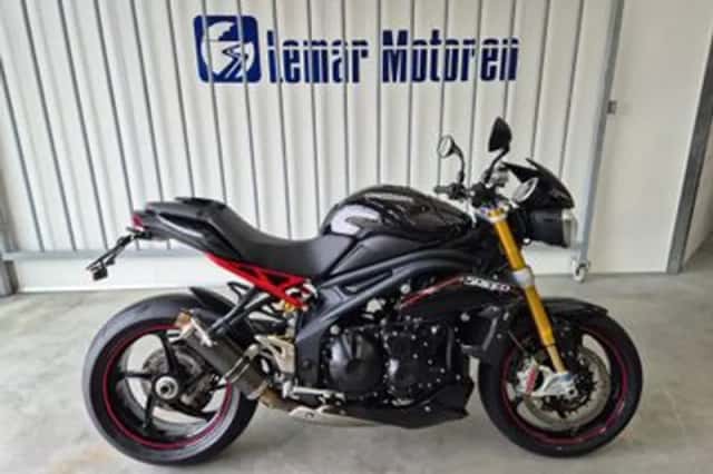 Triumph Speed TRIPLE R (2013) thumbnail 1