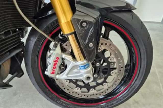 Triumph Speed TRIPLE R (2013) thumbnail 3