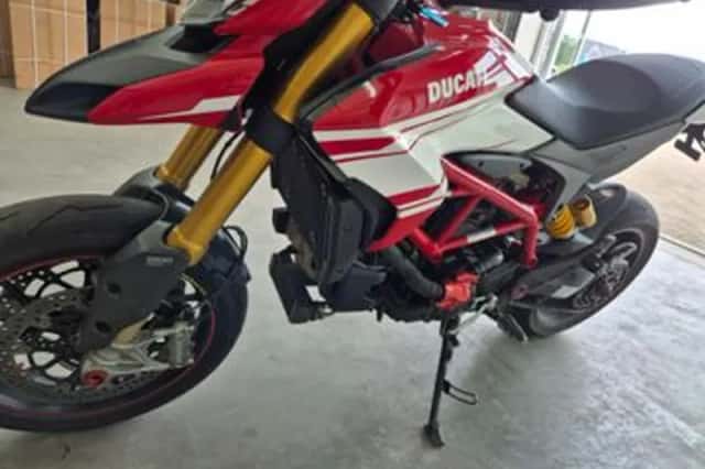 Ducati Hypermotard 939 SP (2017) thumbnail 6
