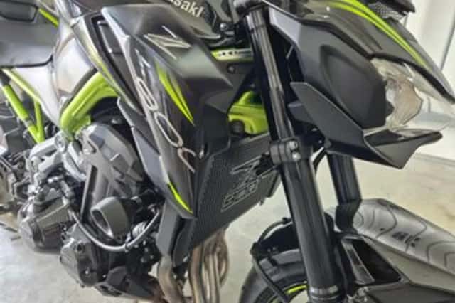 Kawasaki Z900 (2019) thumbnail 3