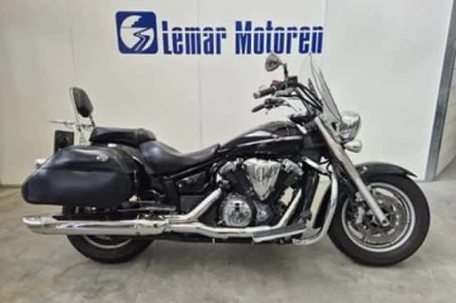 Yamaha XVS 1300 A Midnight Star (2014) thumbnail 1