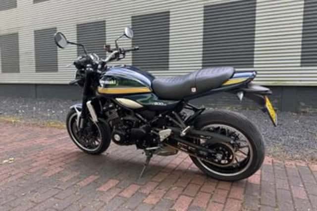 Kawasaki Z900RS (2023) thumbnail 3