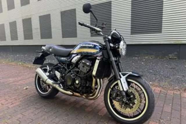 Kawasaki Z900RS (2023) thumbnail 4