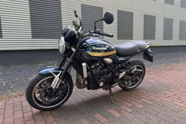 Kawasaki Z900RS (2023) thumbnail 5