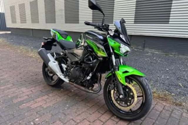 Kawasaki Z400 (2019) thumbnail 4