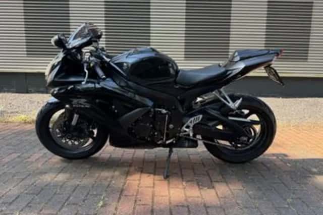Suzuki GSX-R750 Yoshimura (2009) thumbnail 4