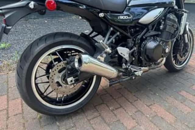 Kawasaki Z900RS (2021) thumbnail 4