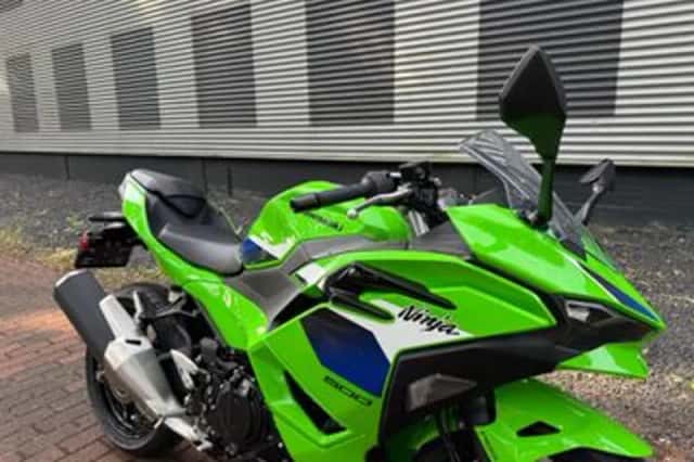 Kawasaki Ninja 500 (2026) thumbnail 3